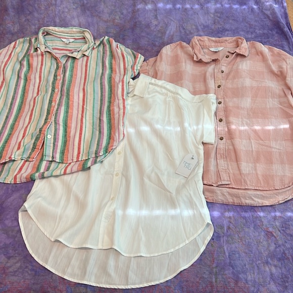 Three tops same style all size small. - Picture 1 of 7